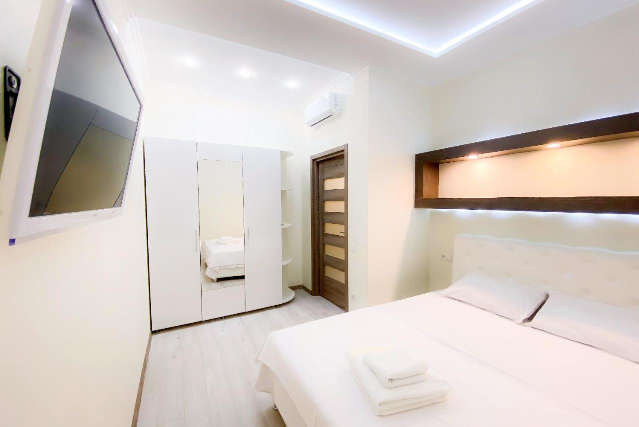 Apartment On Haharinske Plateau 5B Odessa Dış mekan fotoğraf
