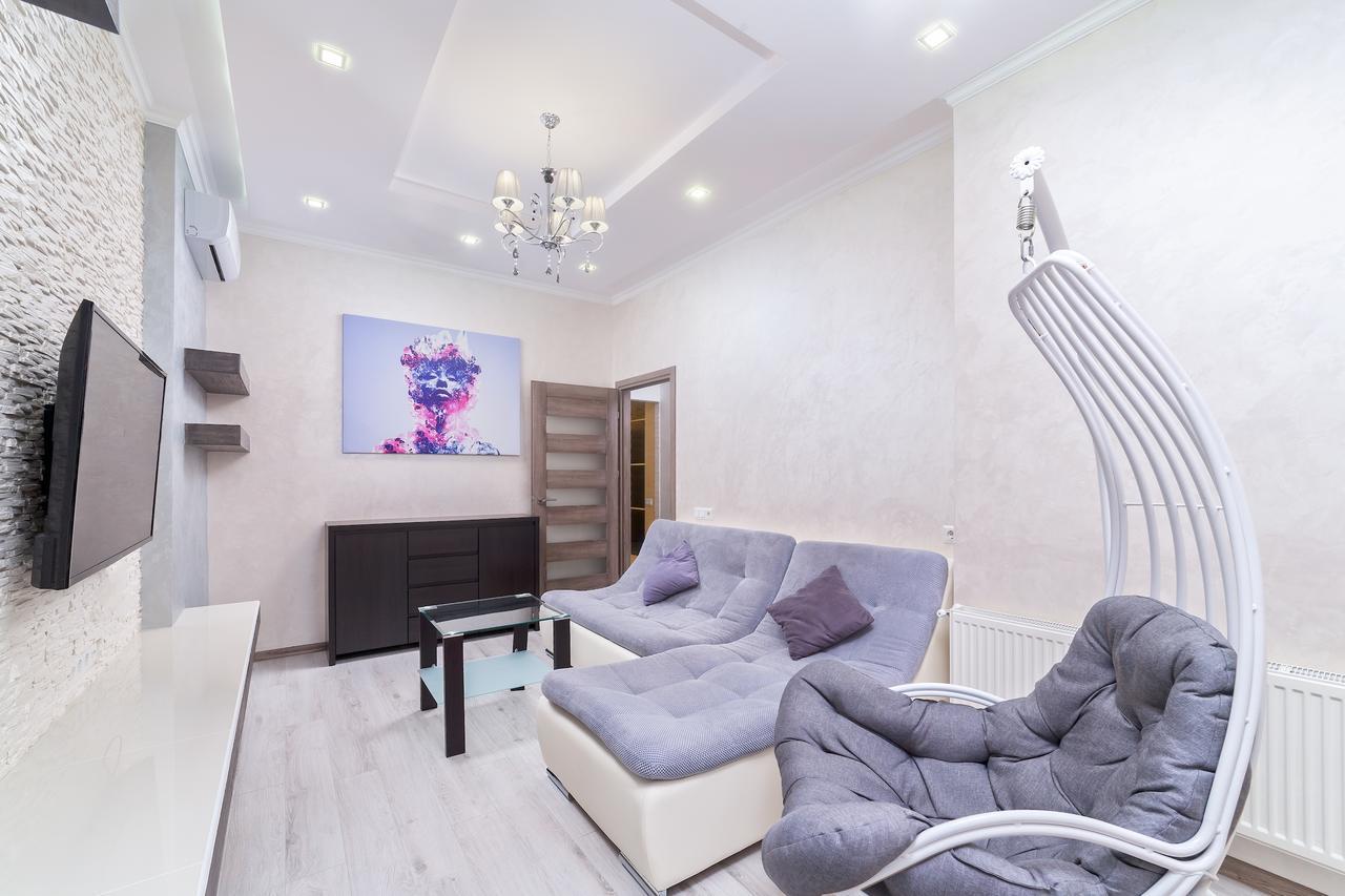 Apartment On Haharinske Plateau 5B Odessa Dış mekan fotoğraf